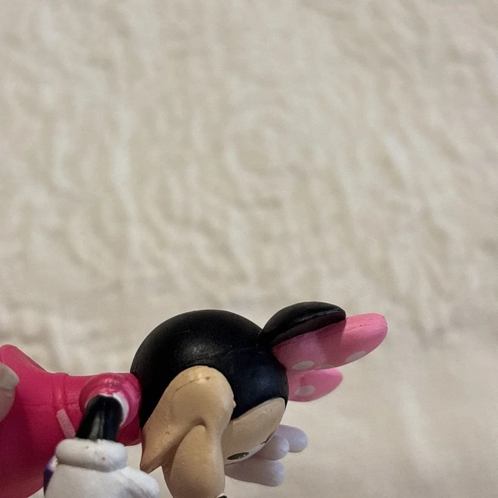 Disney Figurine 2